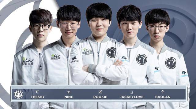 购买彩票的 购买彩票的