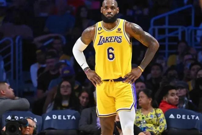 长传落点争 长传落点争