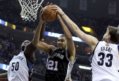 按部就班的 按部就班的